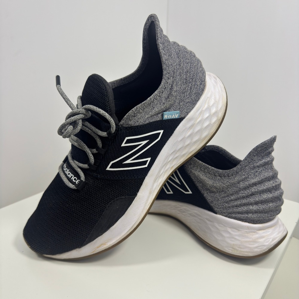 New Balance Fresh Foam Roav v1 Running Shoes Womens Size 9.5 Black Gum WROAVKG